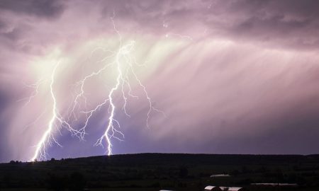 lightning storm during cloudy sky